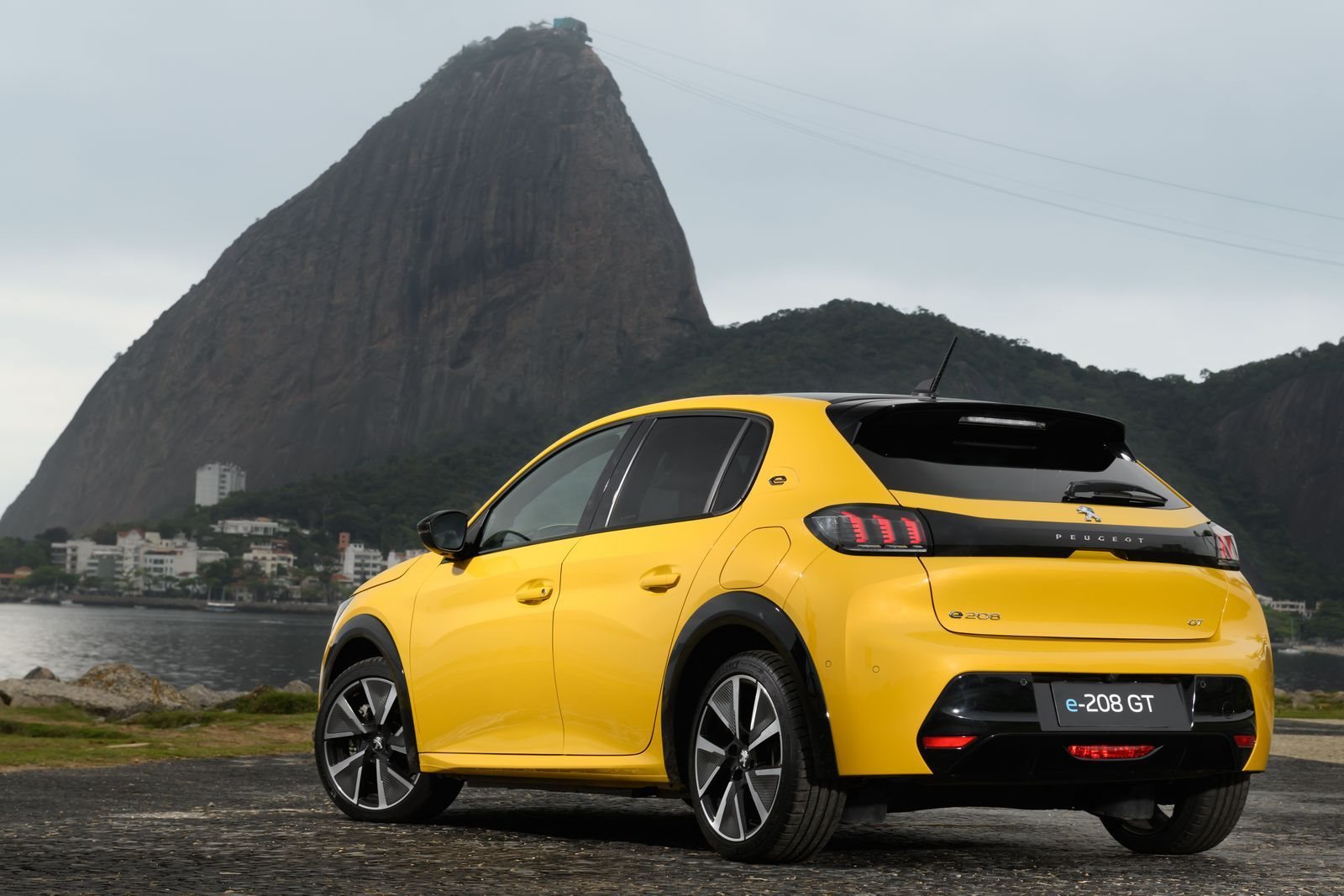 2022 - PEUGEOT E-208 GT, foto 3