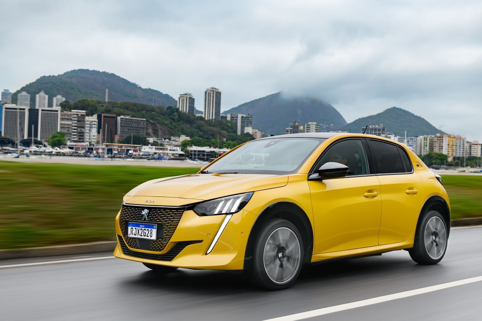 2022 - PEUGEOT E-208 GT, foto 5
