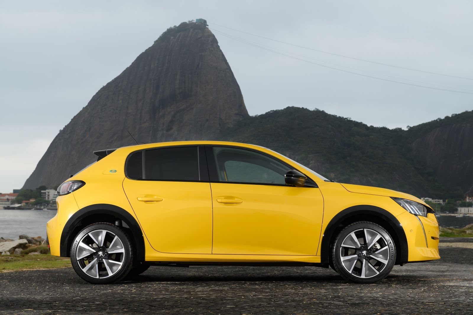 2022 - PEUGEOT E-208 GT, foto 8