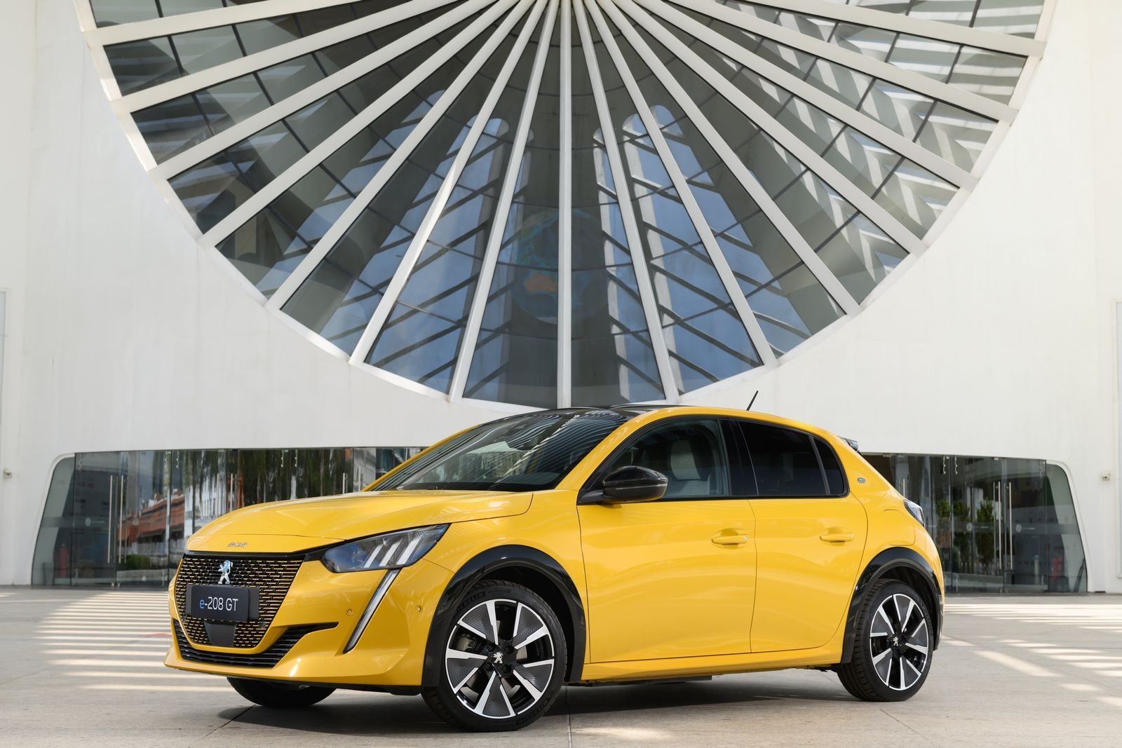 2022 - PEUGEOT E-208 GT, foto 22