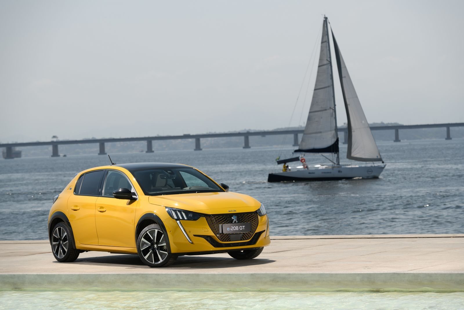 2022 - PEUGEOT E-208 GT, foto 36