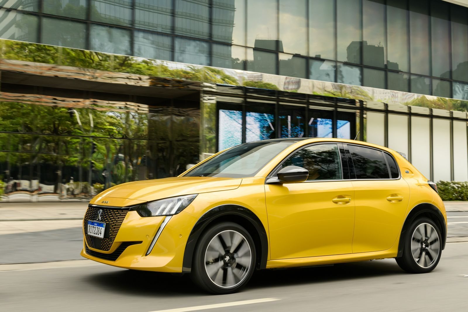 2022 - PEUGEOT E-208 GT, foto 41
