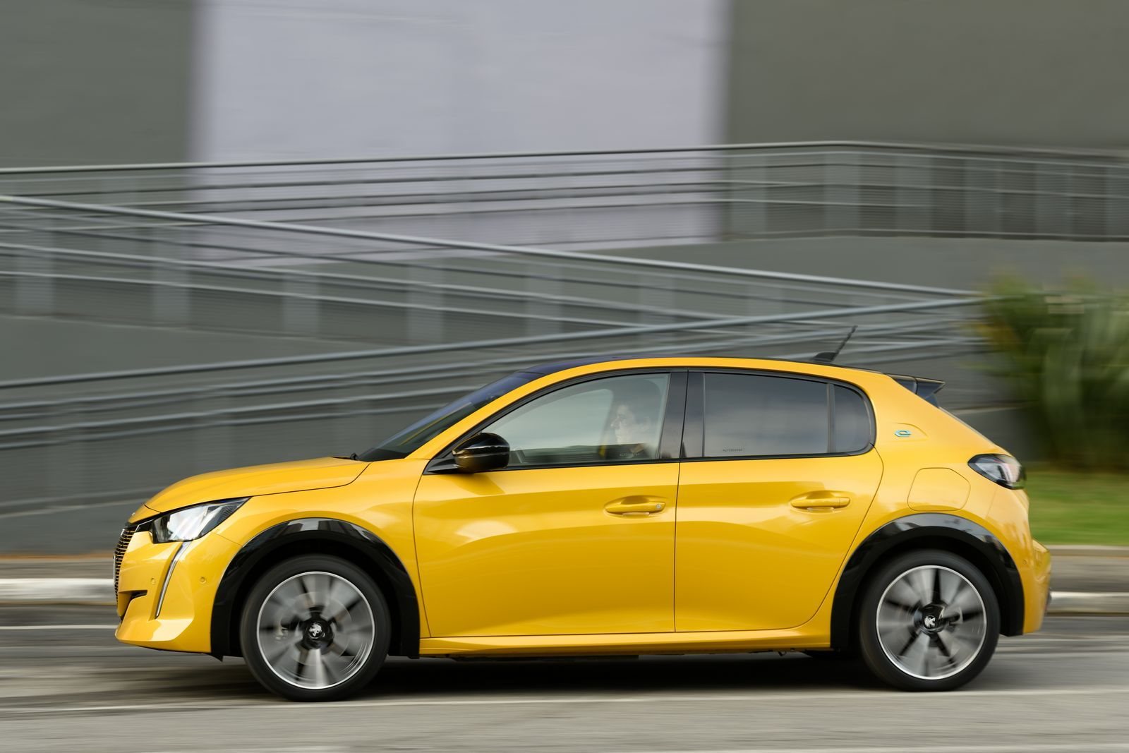 2022 - PEUGEOT E-208 GT, foto 47