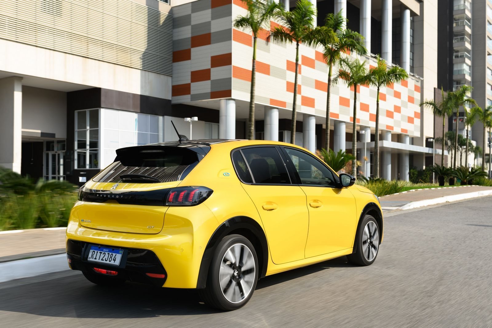 2022 - PEUGEOT E-208 GT, foto 48