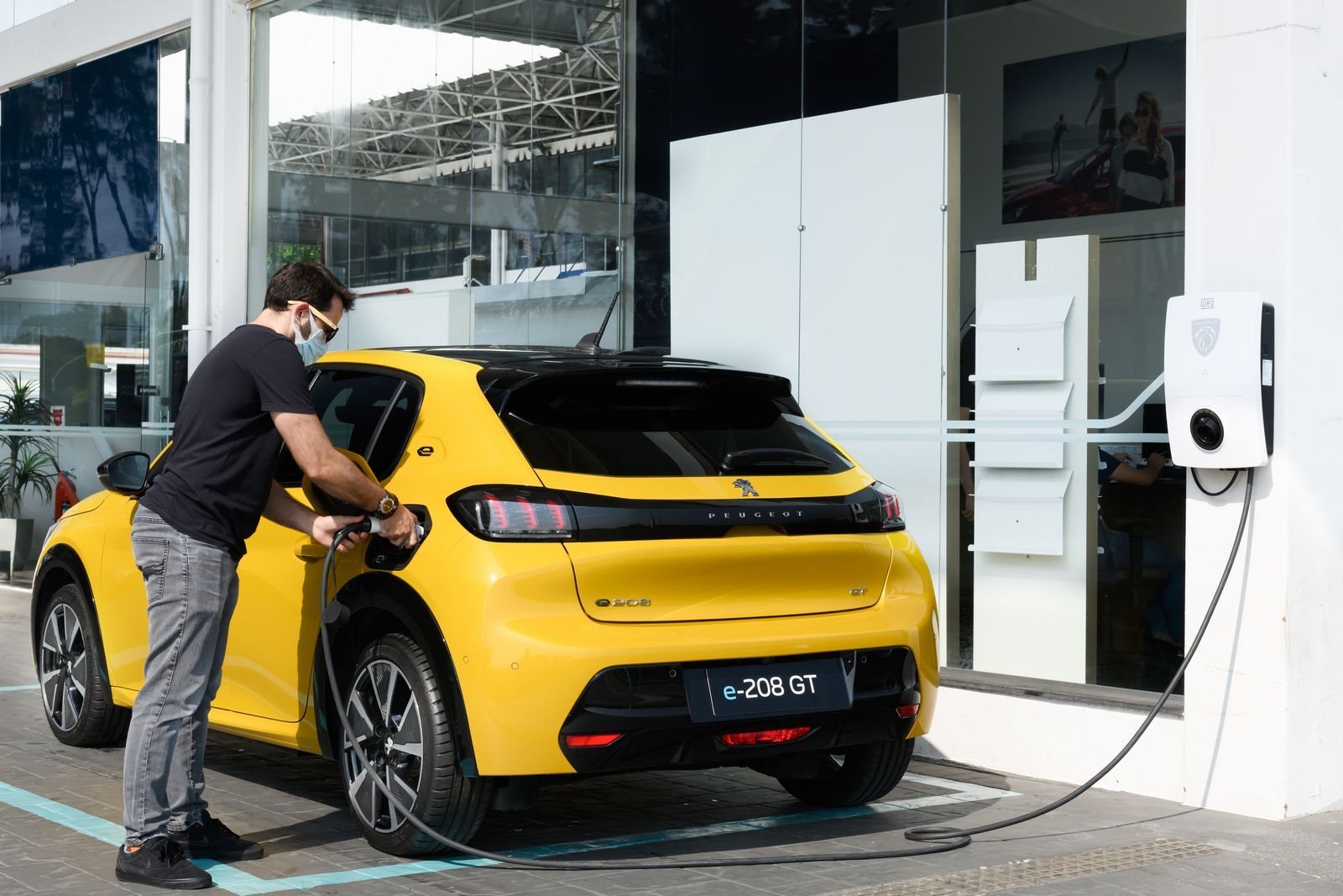 2022 - PEUGEOT E-208 GT, foto 57