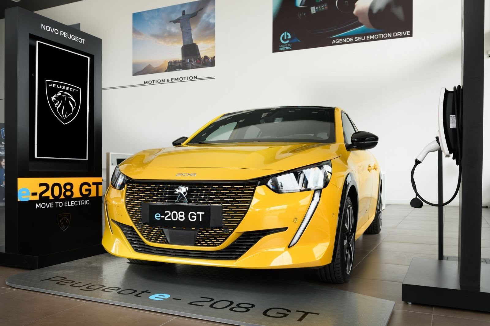 2022 - PEUGEOT E-208 GT, foto 58