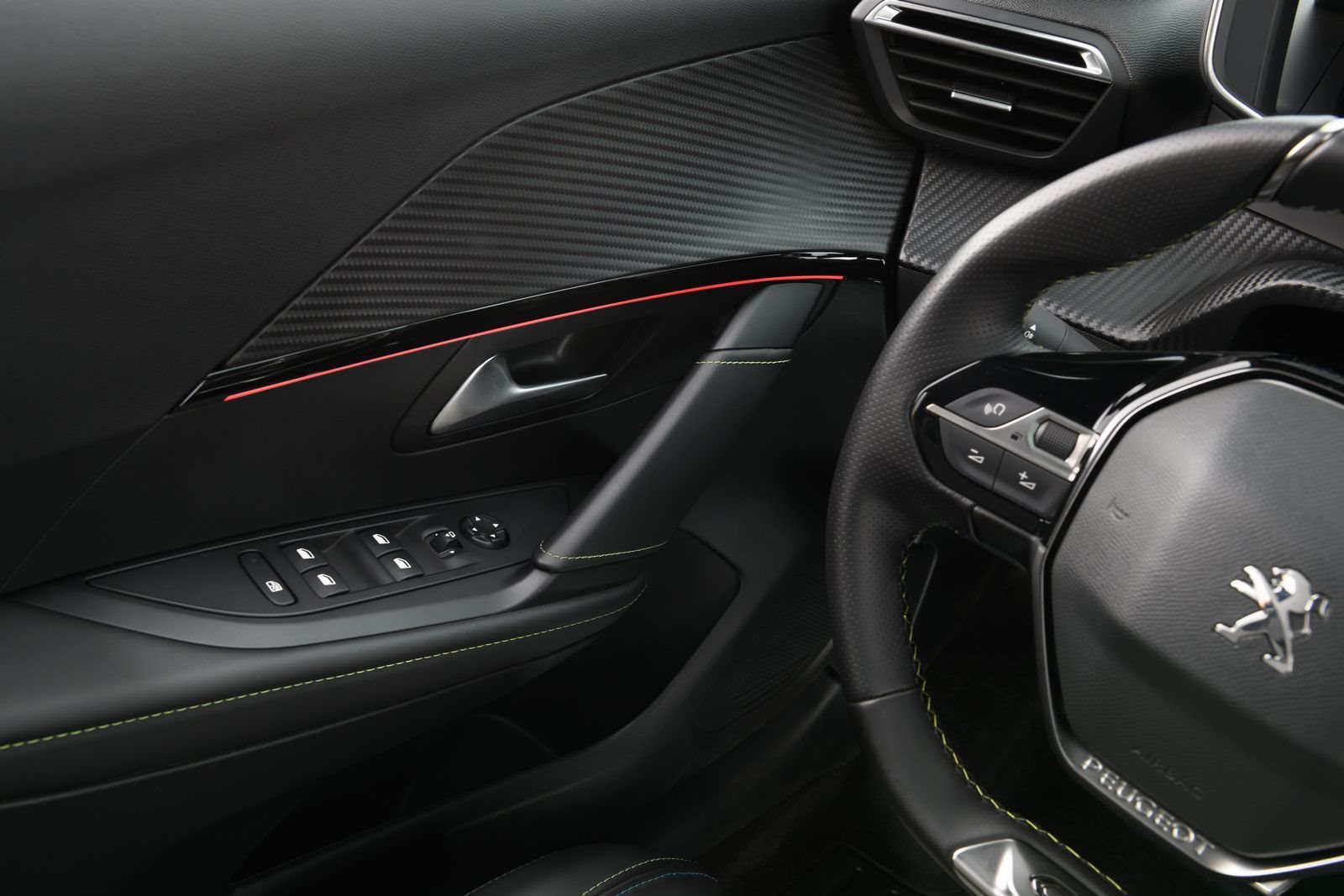 2022 - PEUGEOT E-208 GT, foto 96