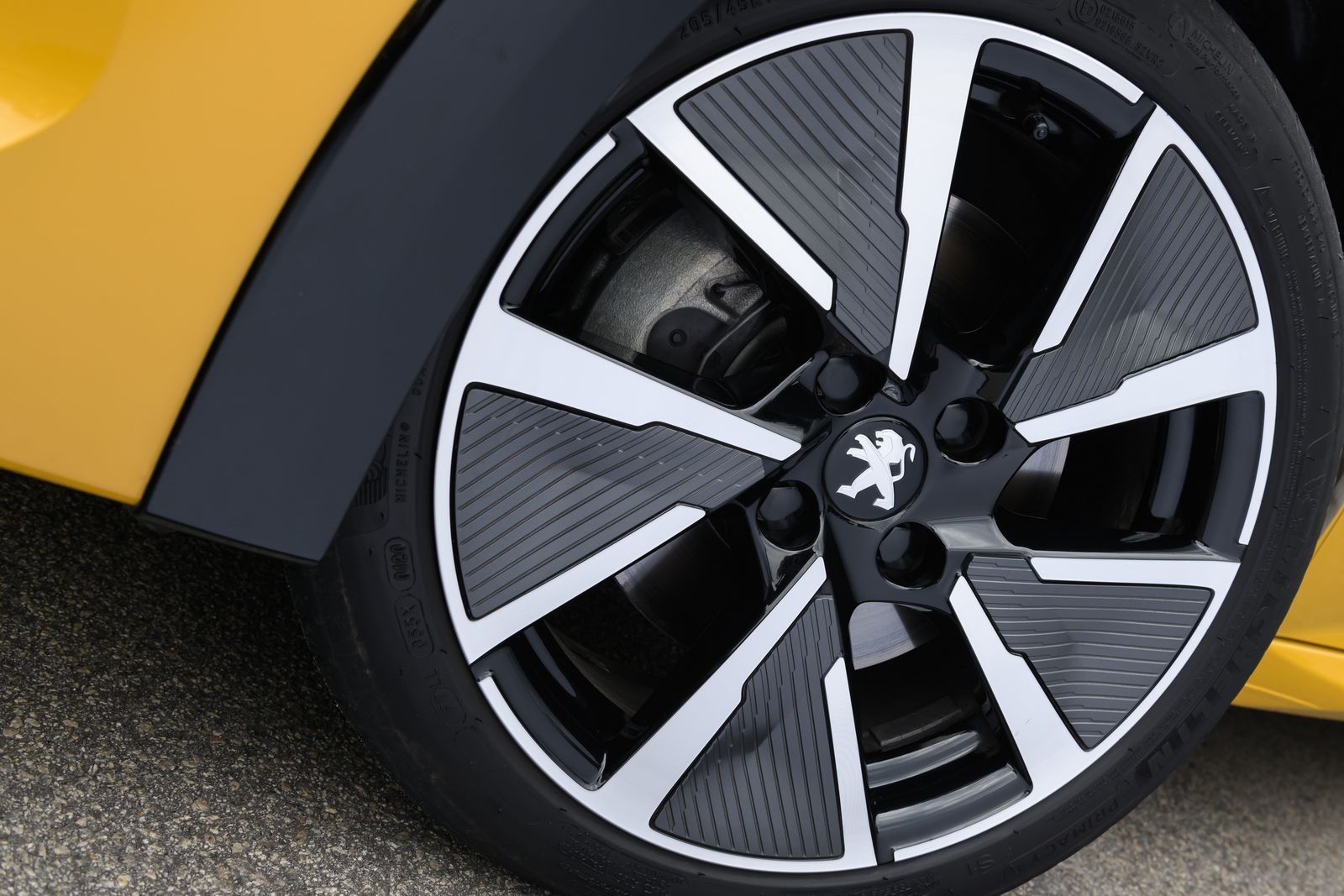 2022 - PEUGEOT E-208 GT, foto 105