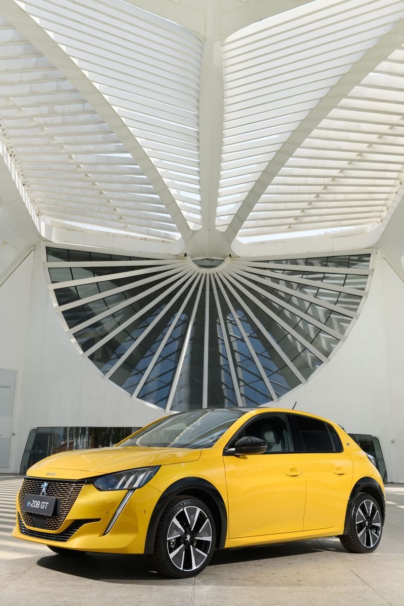 2022 - PEUGEOT E-208 GT, foto 128
