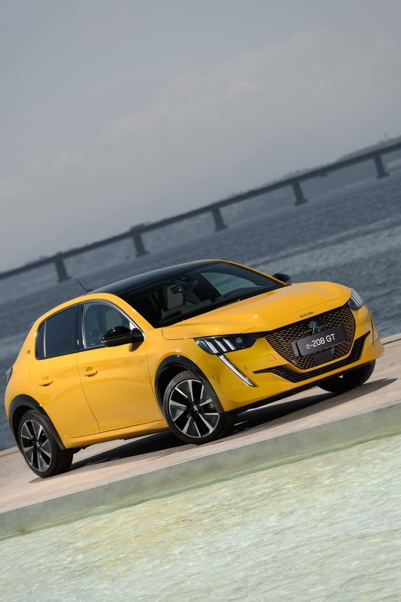 2022 - PEUGEOT E-208 GT, foto 133