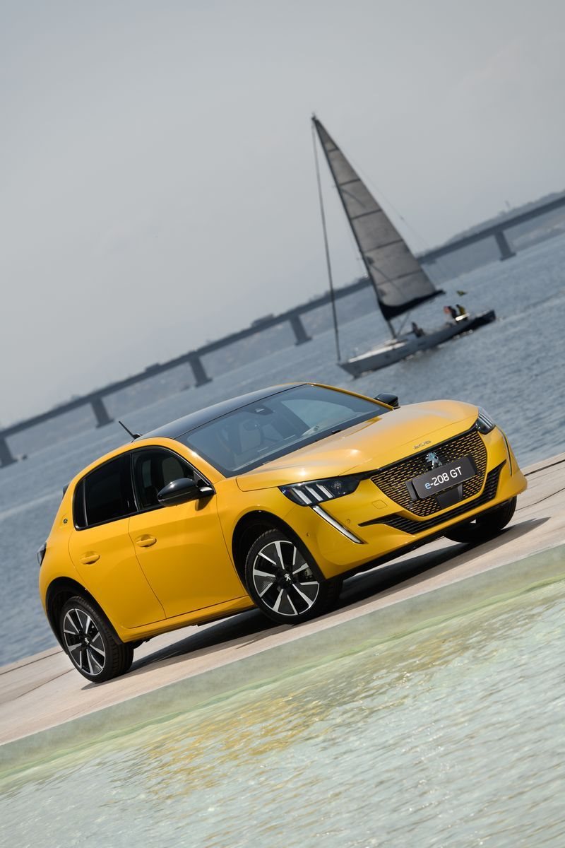2022 - PEUGEOT E-208 GT, foto 134