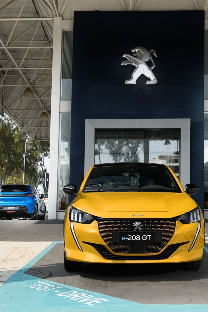 2022 - PEUGEOT E-208 GT, foto 137
