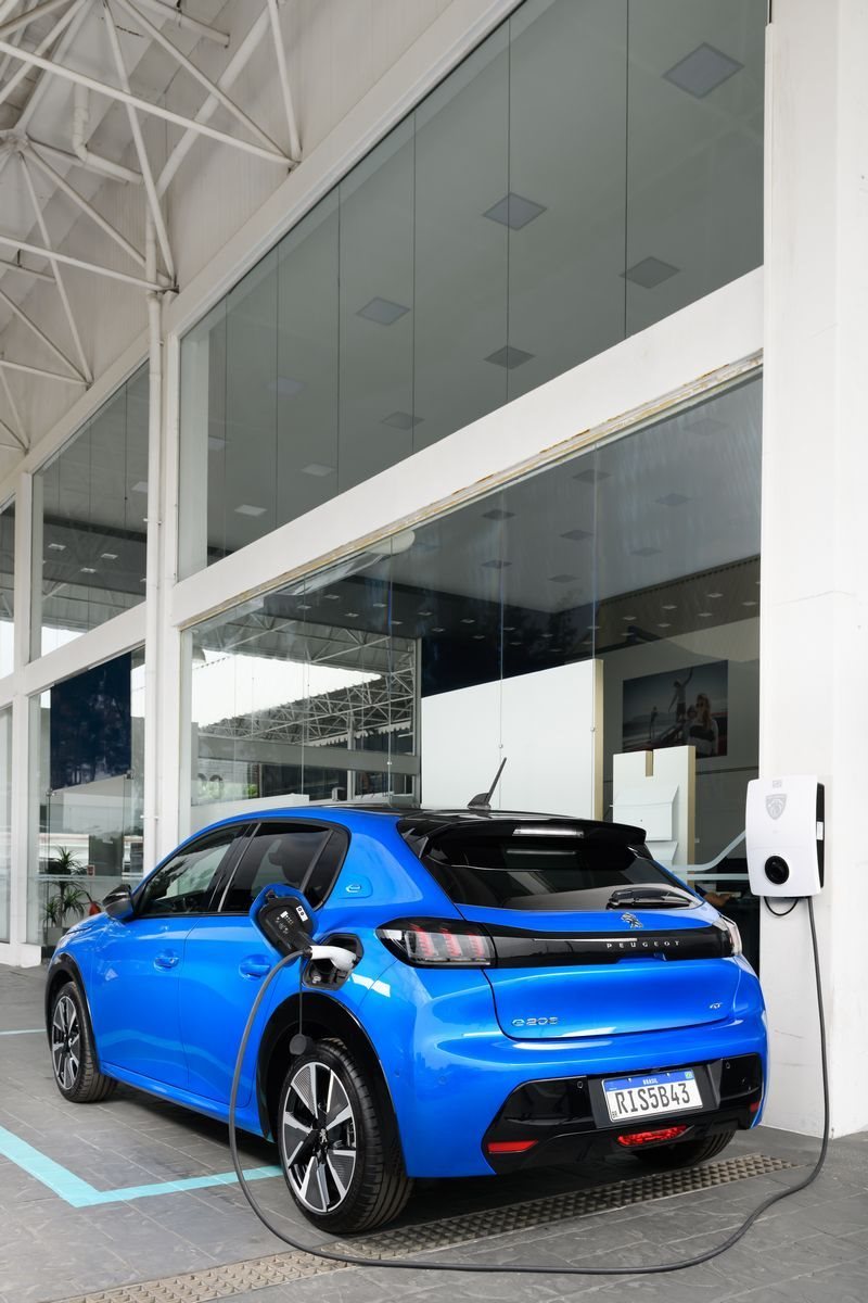 2022 - PEUGEOT E-208 GT, foto 145