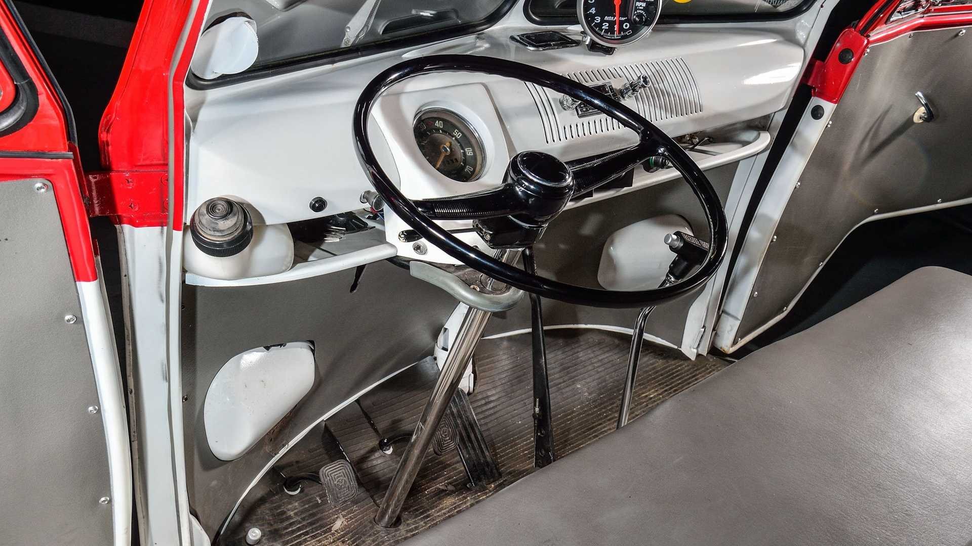 VOLKSWAGEN KOMBI SPLITSCREEN OWNED BY JENSON BUTTON, foto 23