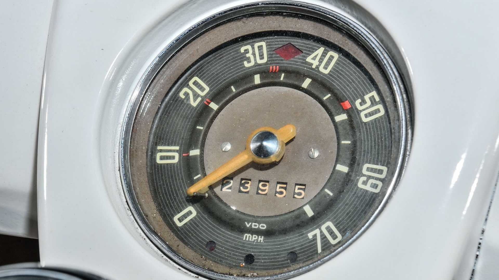 VOLKSWAGEN KOMBI SPLITSCREEN OWNED BY JENSON BUTTON, foto 27