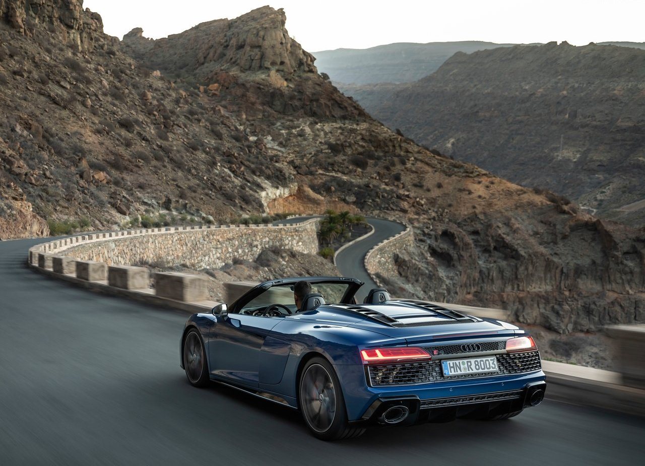 AUDI R8 V10 PERFORMANCE RWD SPYDER, foto 21