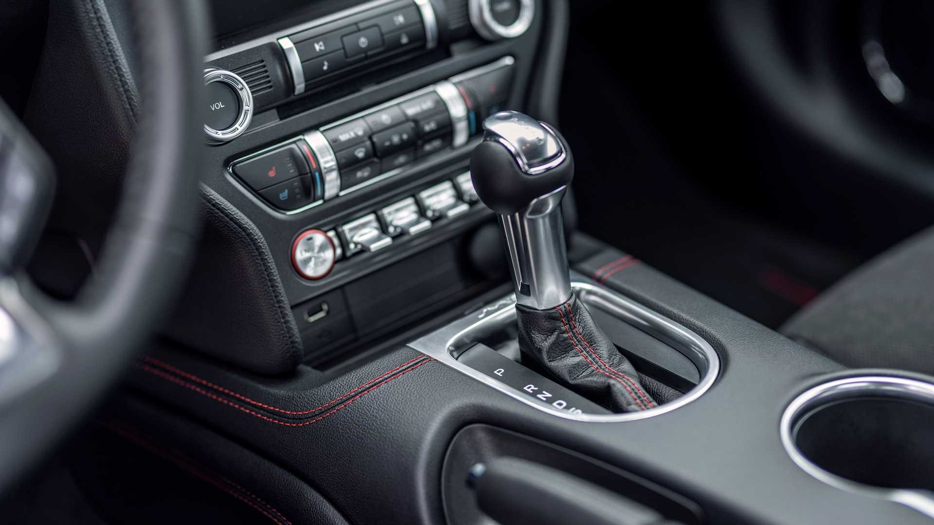 FORD MUSTANG CALIFORNIA SPECIAL, foto 15