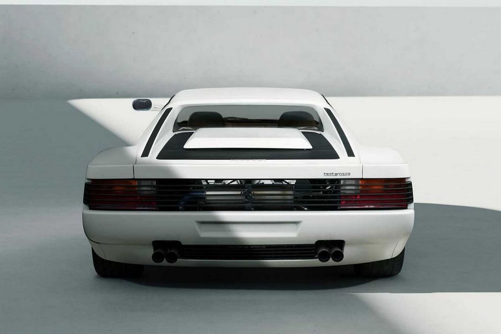FERRARI TESTAROSSA RESTOMOD BY OFFICINE FIORAVANTI, foto 6