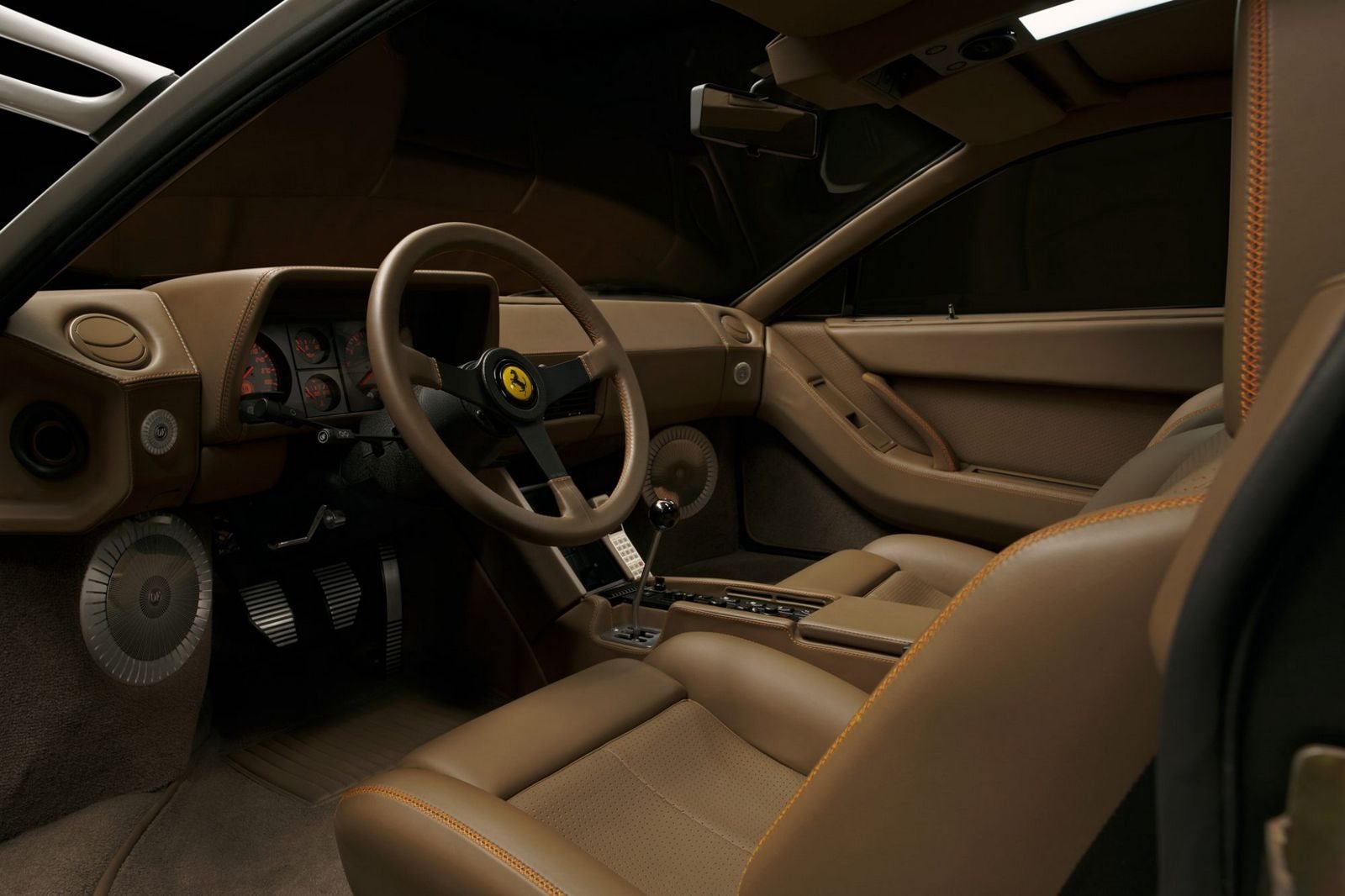 FERRARI TESTAROSSA RESTOMOD BY OFFICINE FIORAVANTI, foto 8