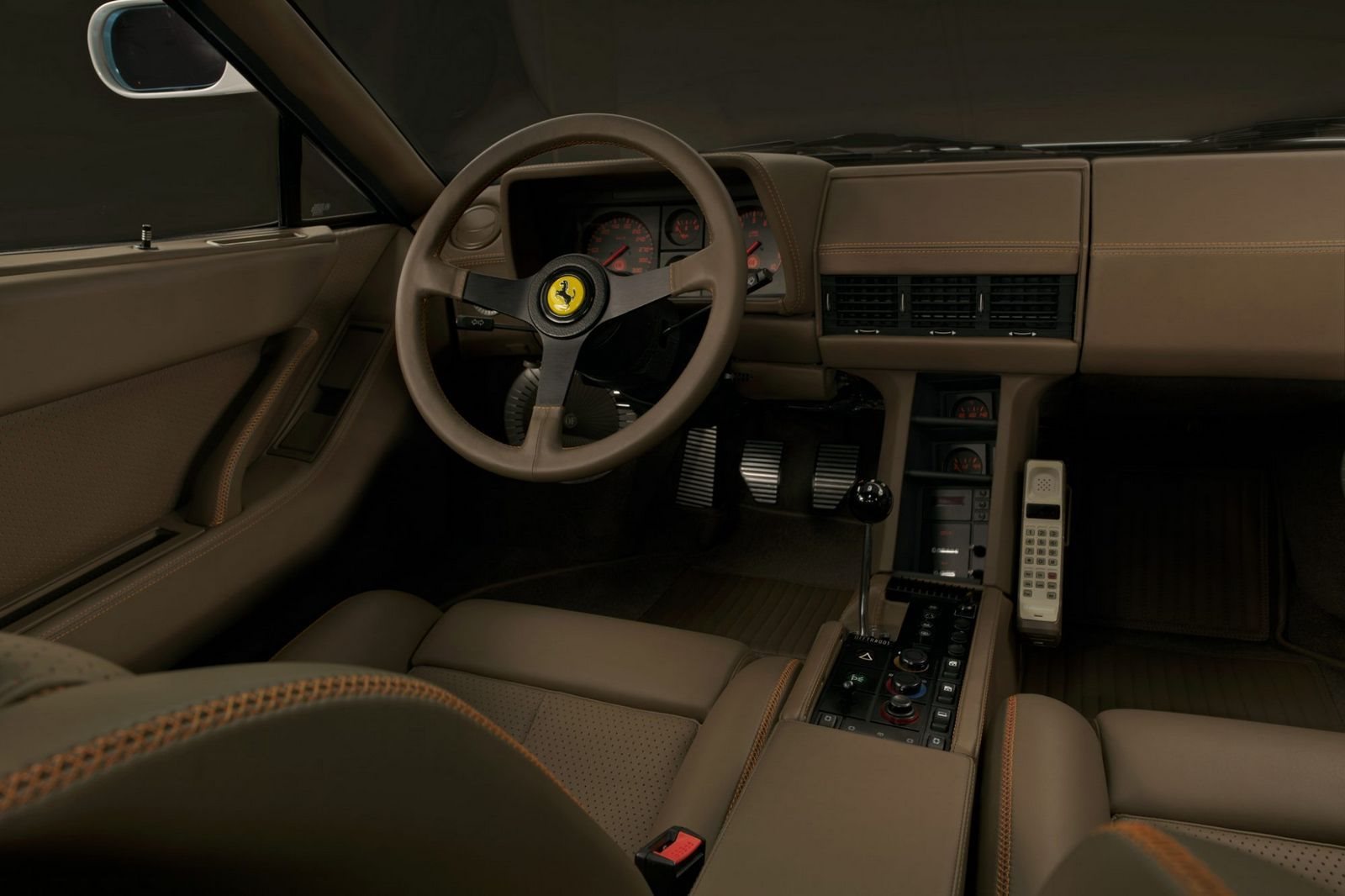 FERRARI TESTAROSSA RESTOMOD BY OFFICINE FIORAVANTI, foto 9