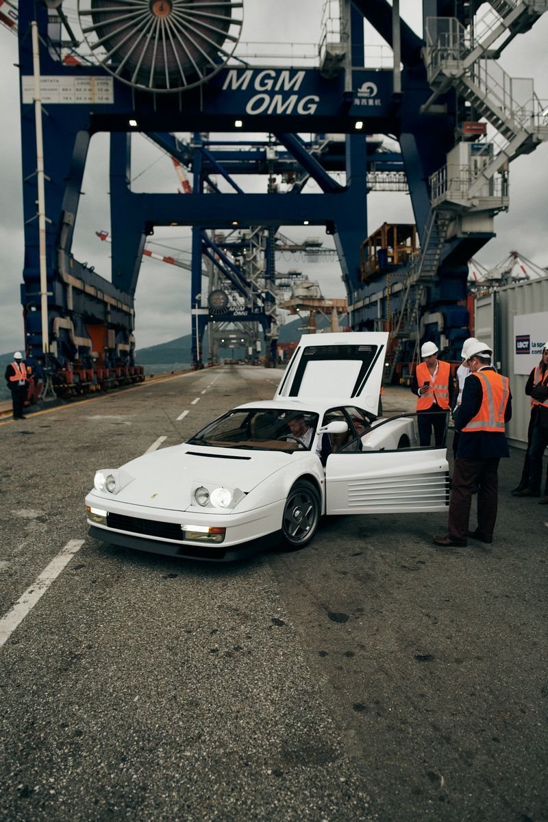 FERRARI TESTAROSSA RESTOMOD BY OFFICINE FIORAVANTI, foto 24