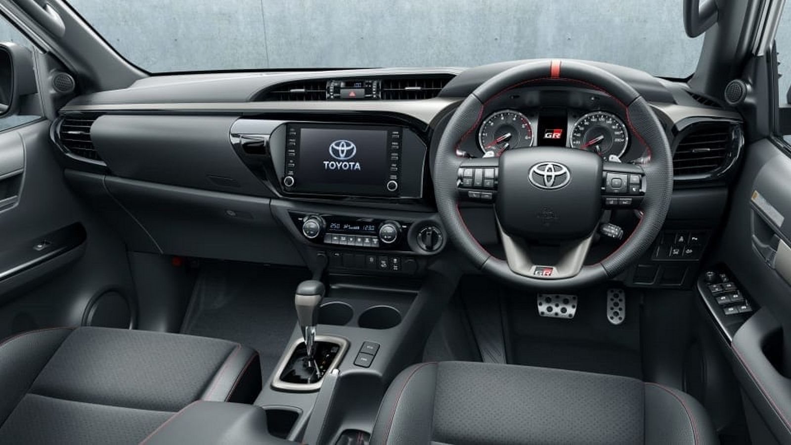 TOYOTA HILUX GR SPORT, foto 11