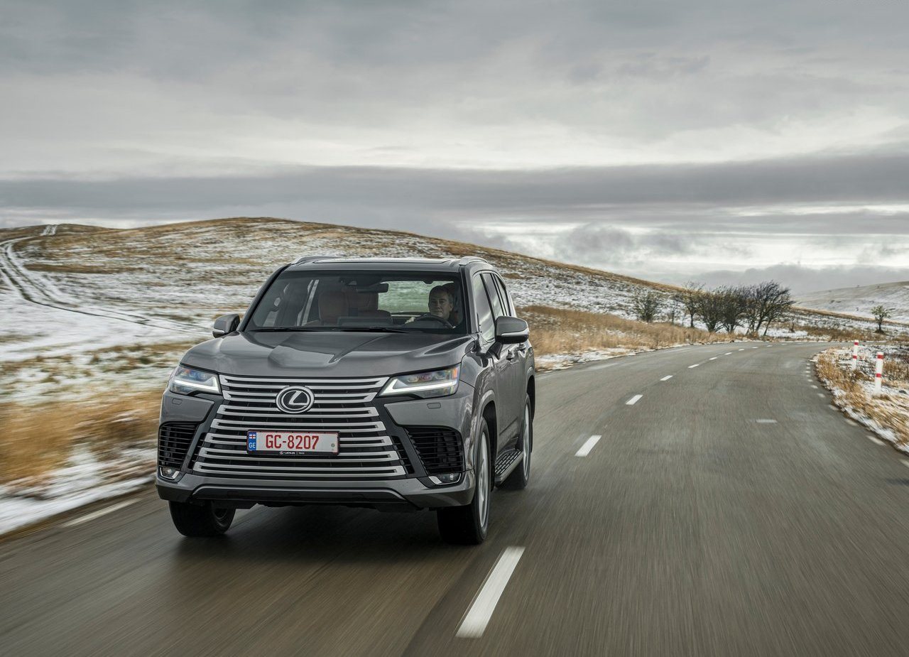 LEXUS LX, foto 16