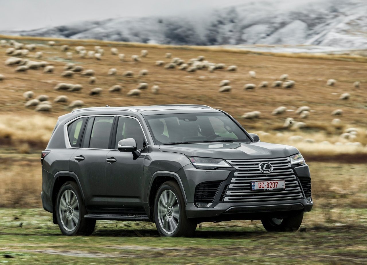 LEXUS LX, foto 21