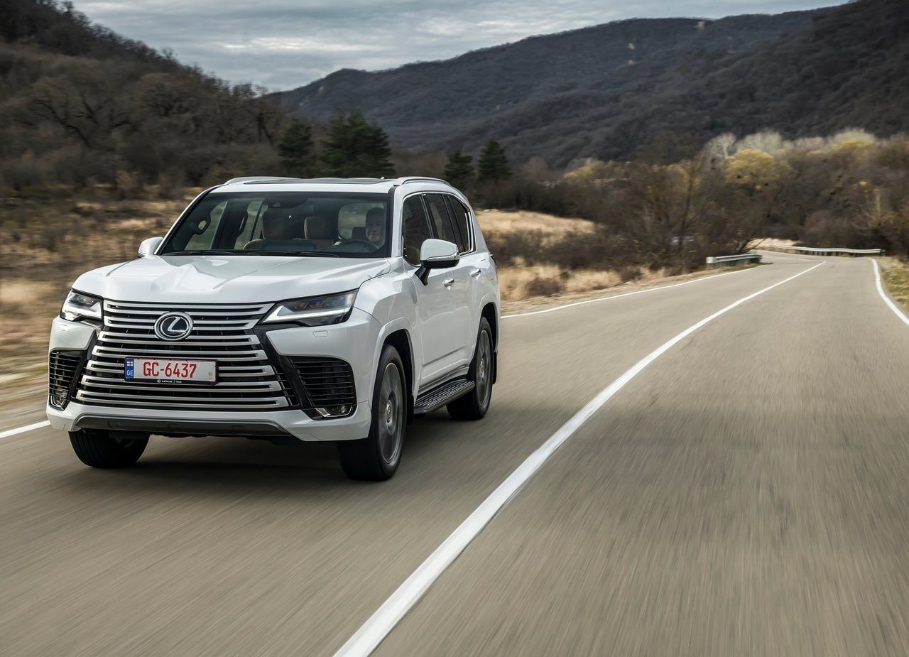 LEXUS LX, foto 27