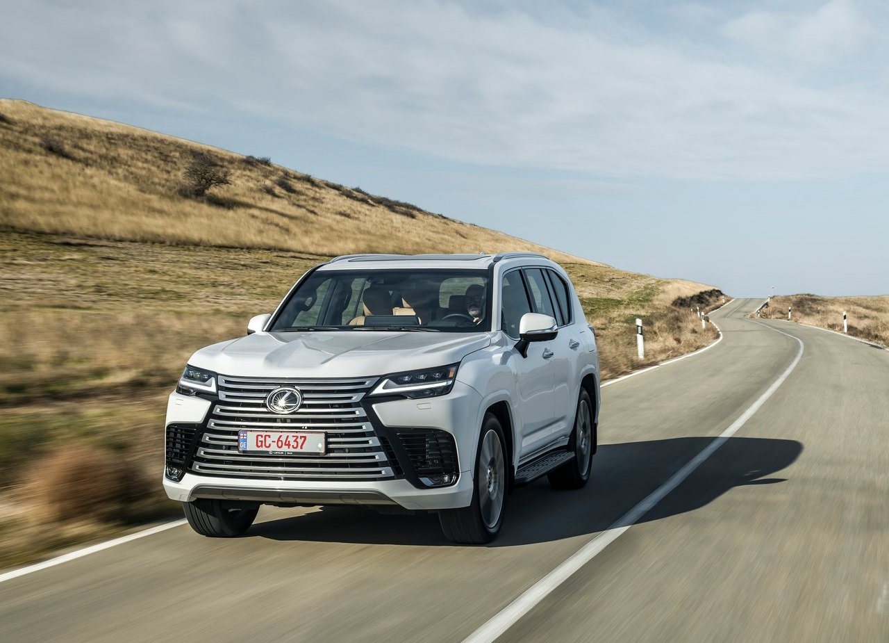 LEXUS LX, foto 29