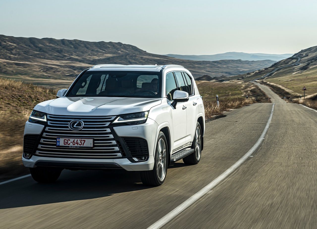 LEXUS LX, foto 31