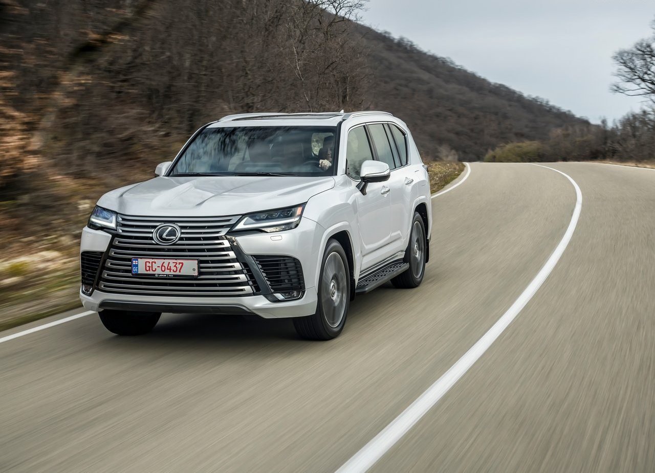 LEXUS LX, foto 39