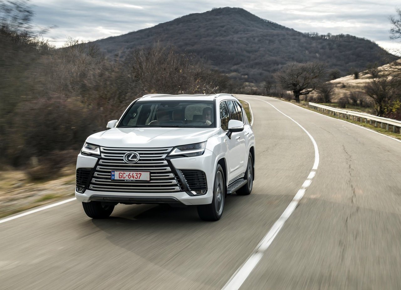 LEXUS LX, foto 41