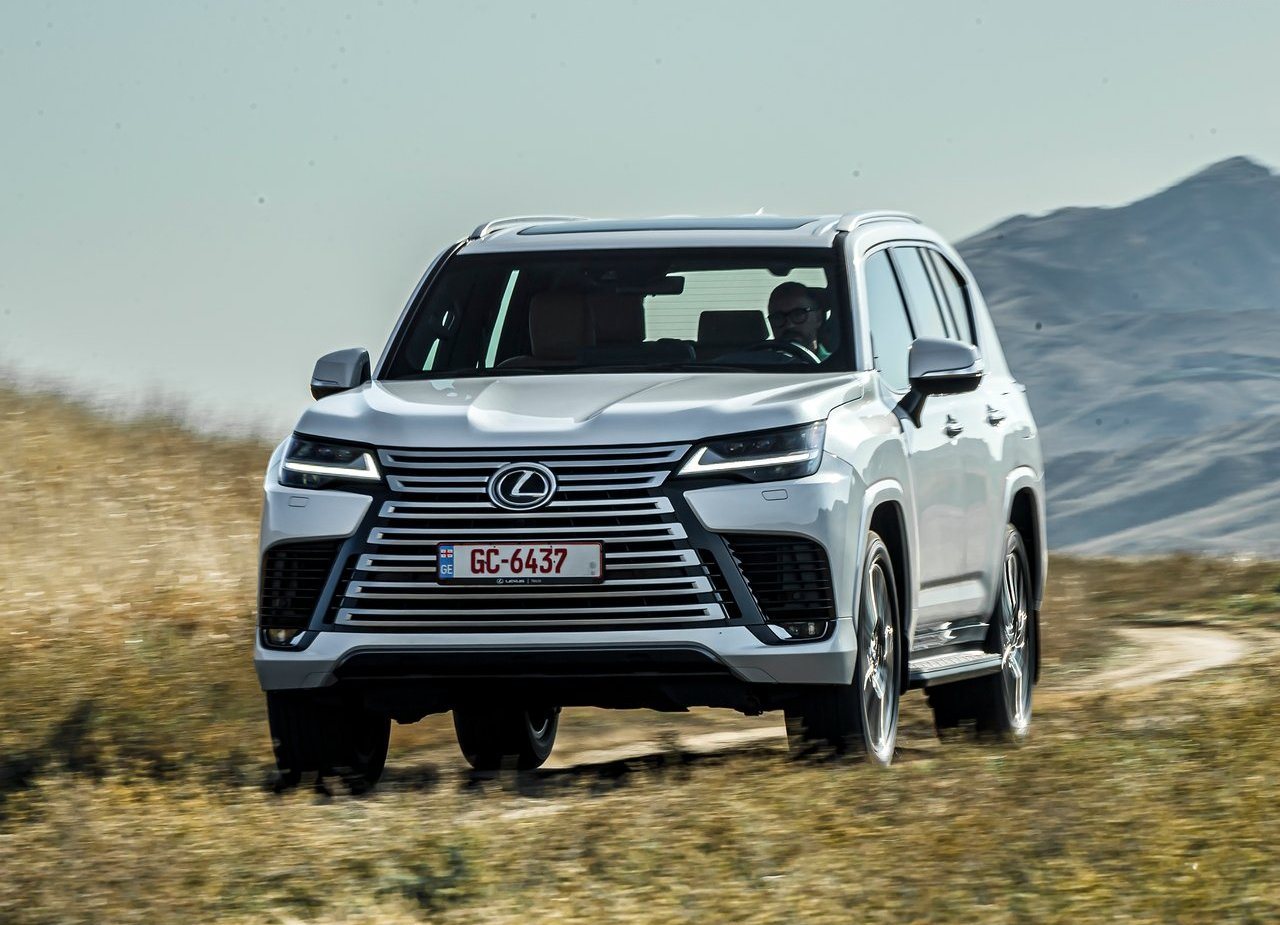 LEXUS LX, foto 45