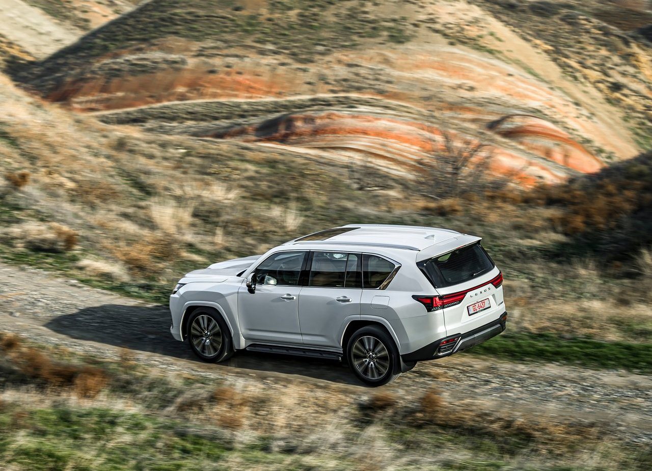 LEXUS LX, foto 77