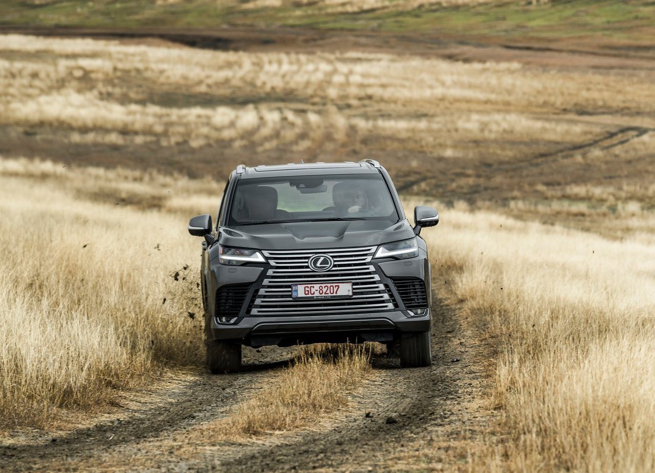 LEXUS LX, foto 86