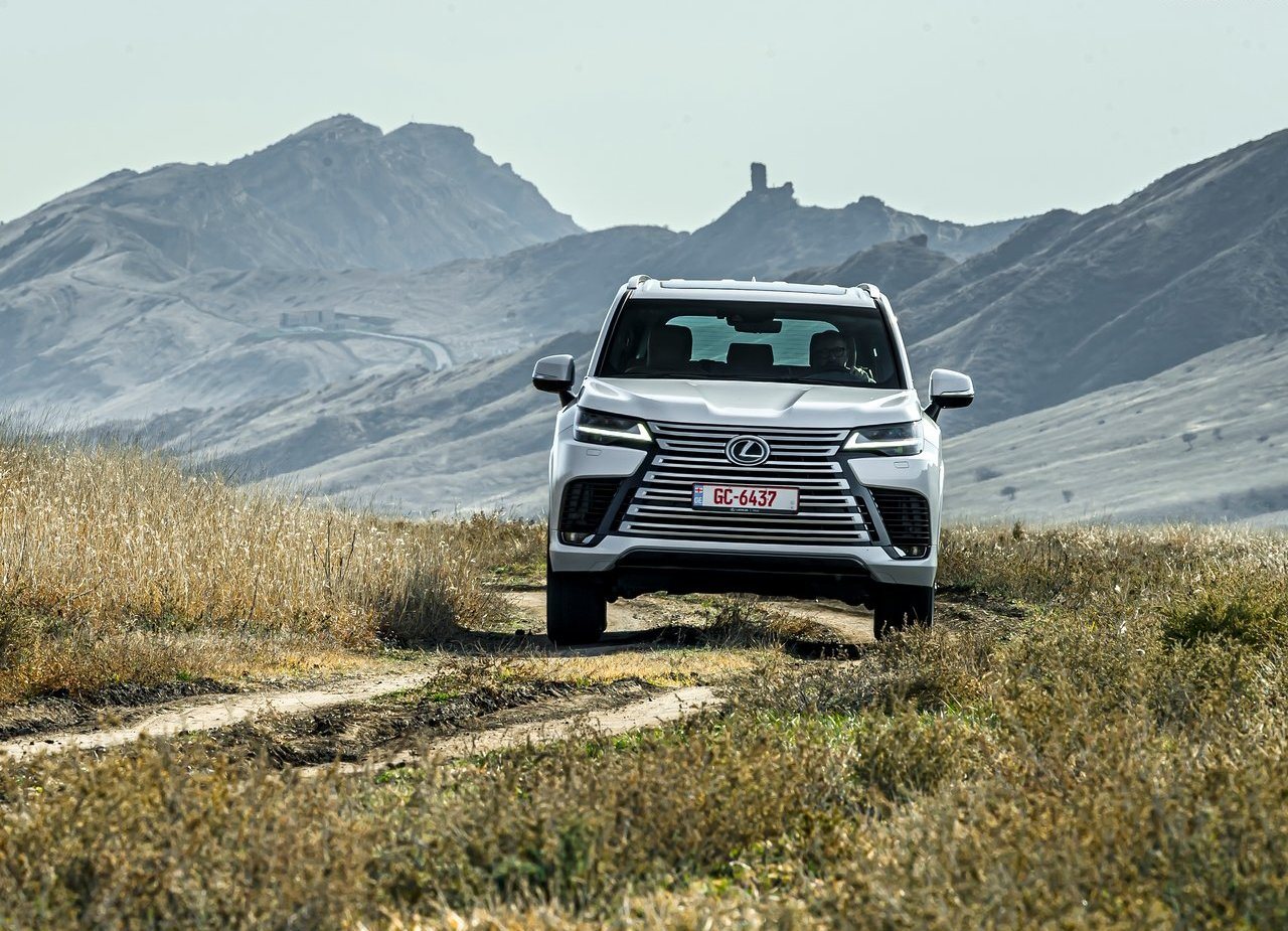 LEXUS LX, foto 89