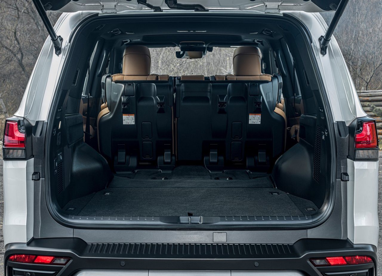 LEXUS LX, foto 163