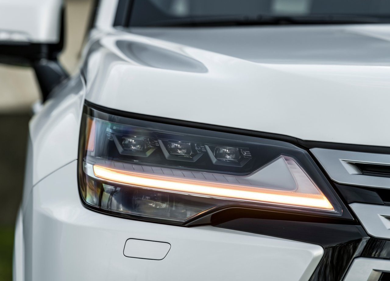 LEXUS LX, foto 170