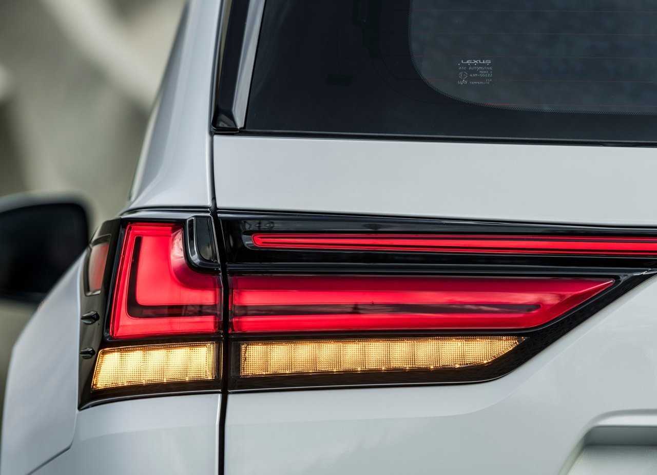LEXUS LX, foto 181