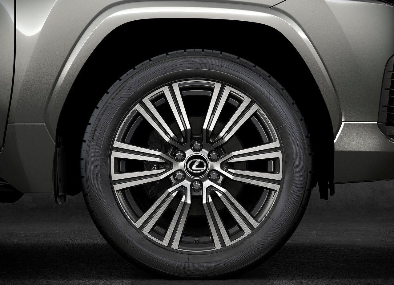 LEXUS LX, foto 190