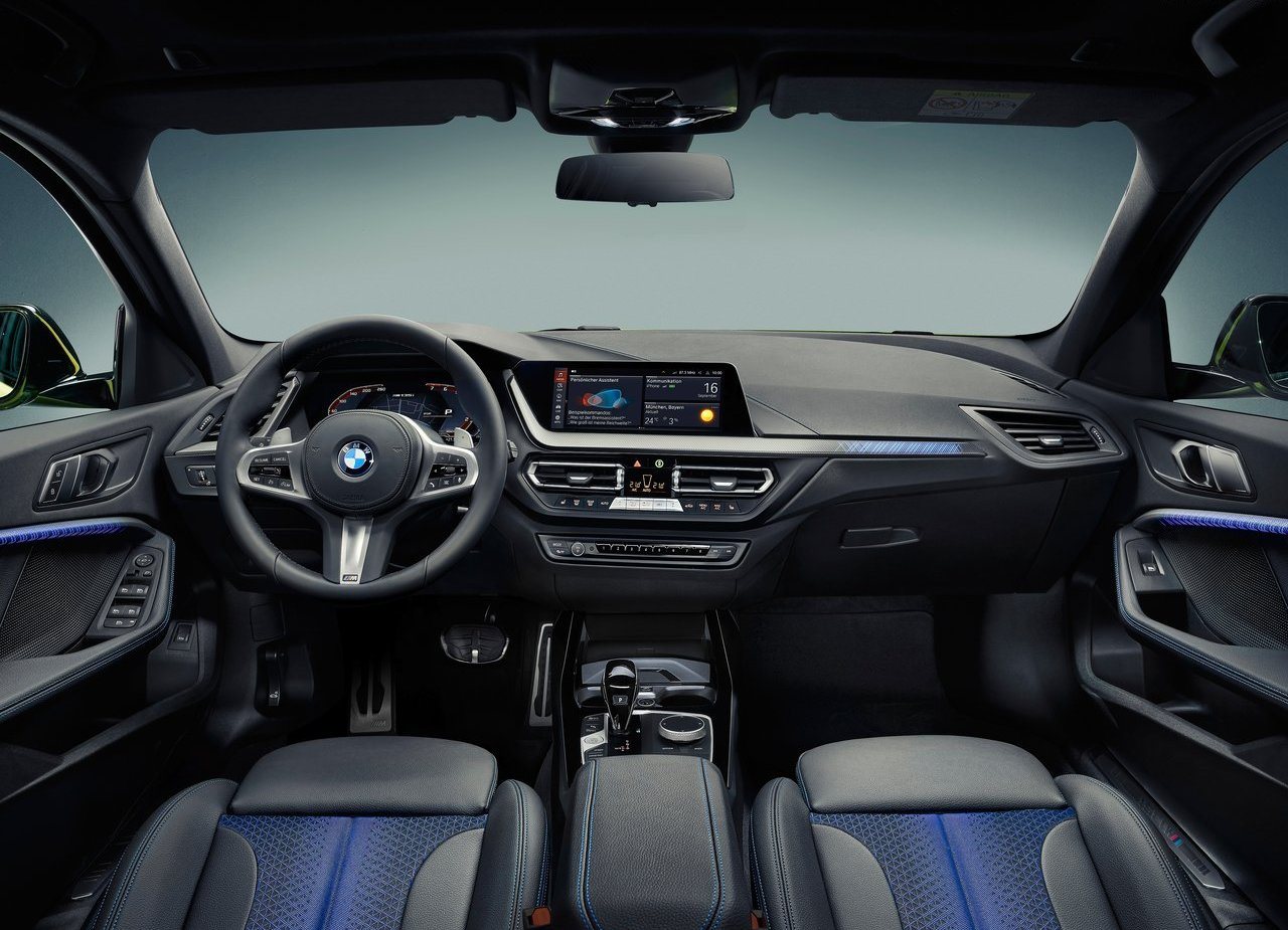 2022 - BMW M135i 5 DOORS xDRIVE, foto 69