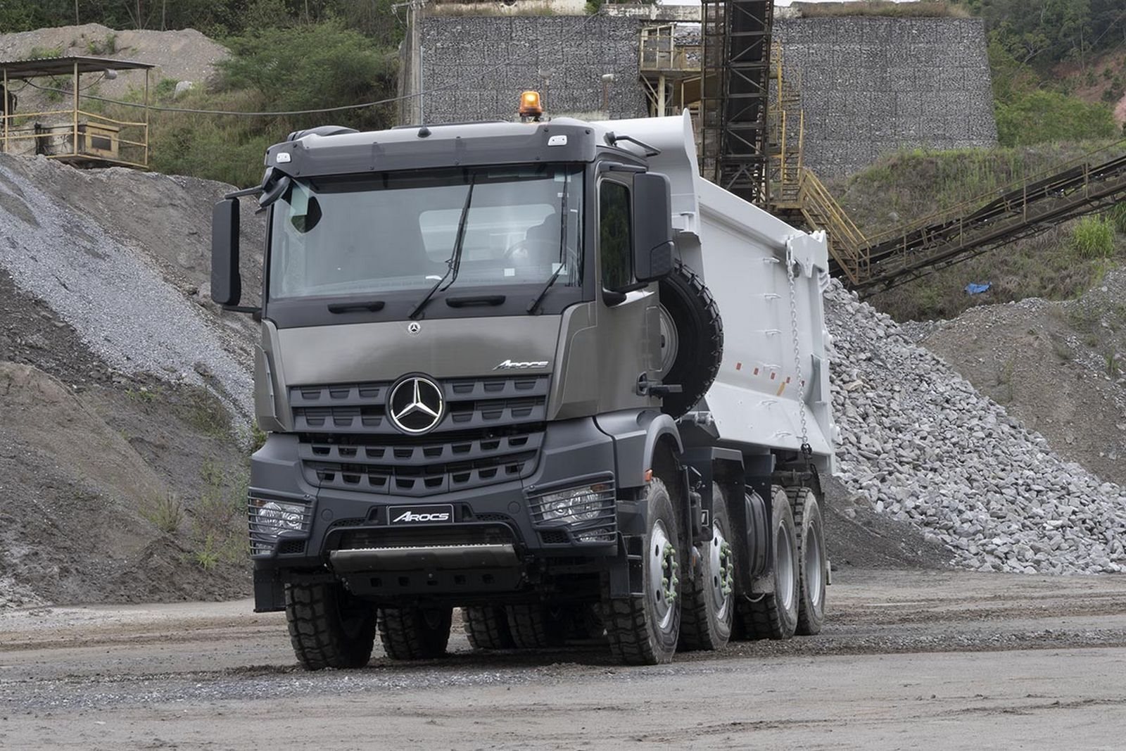 2022 - MERCEDES-BENZ AROCS 8X4, foto 1