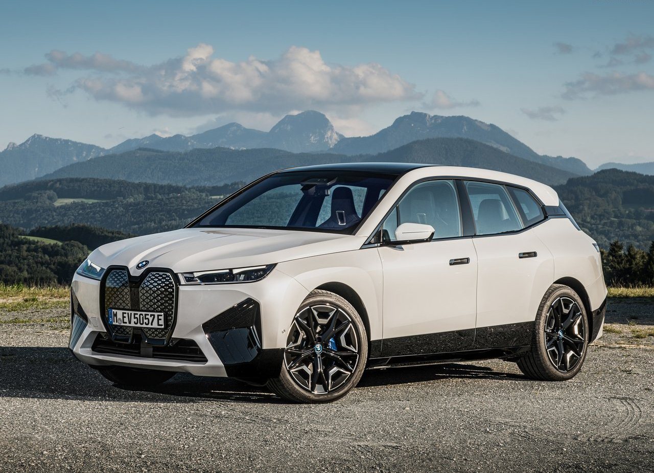 2022 - BMW iX xDRIVE50, foto 4
