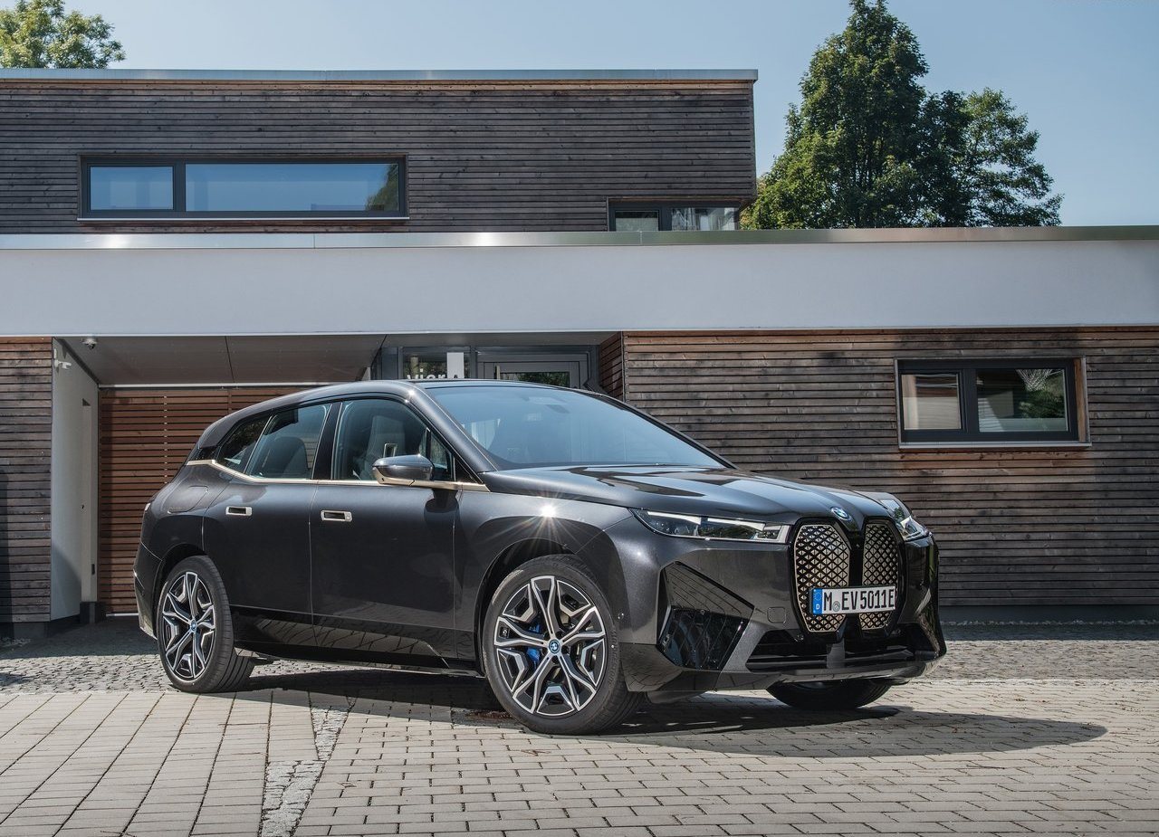 2022 - BMW iX xDRIVE50, foto 5