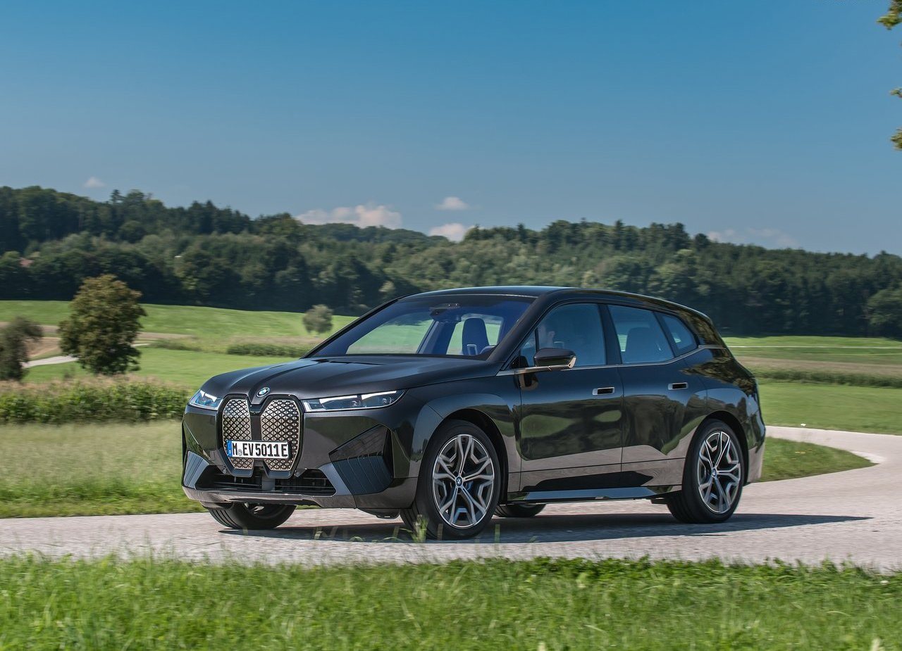 2022 - BMW iX xDRIVE50, foto 8