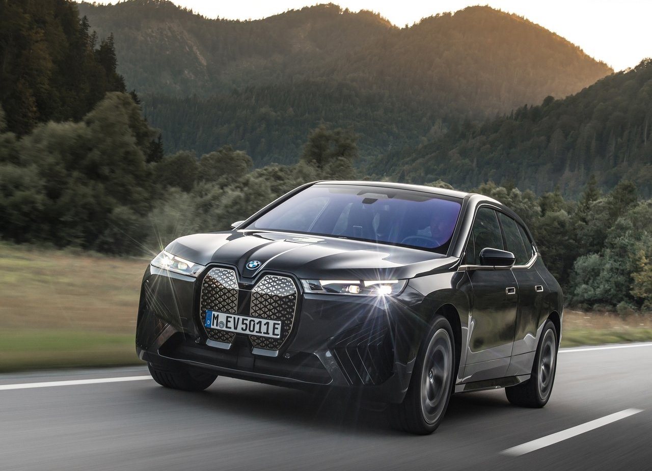 2022 - BMW iX xDRIVE50, foto 9