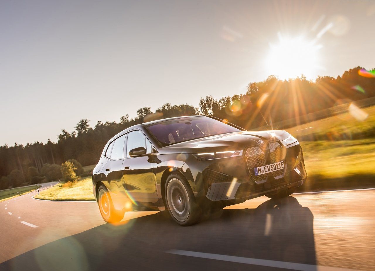 2022 - BMW iX xDRIVE50, foto 15
