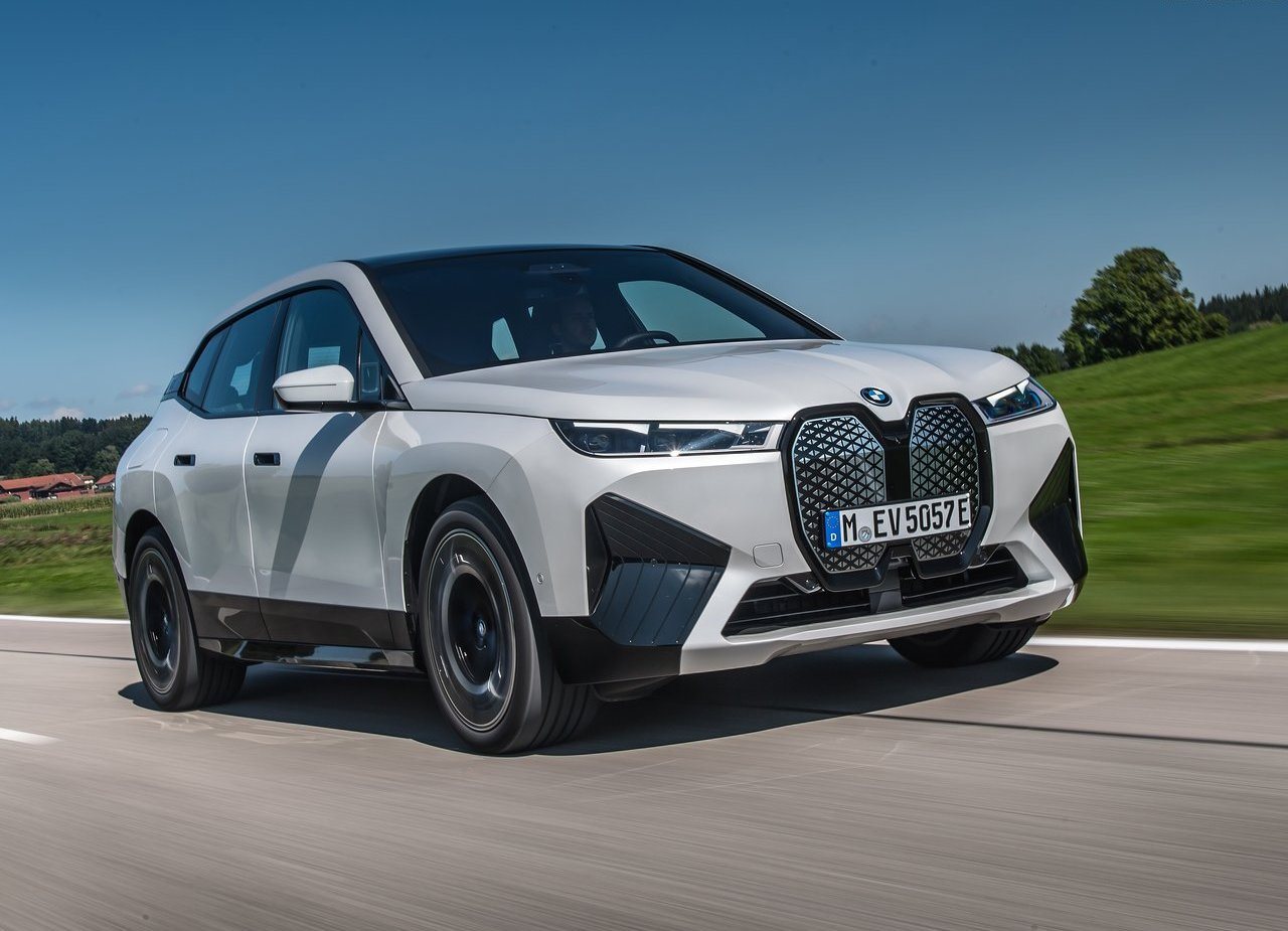 2022 - BMW iX xDRIVE50, foto 17