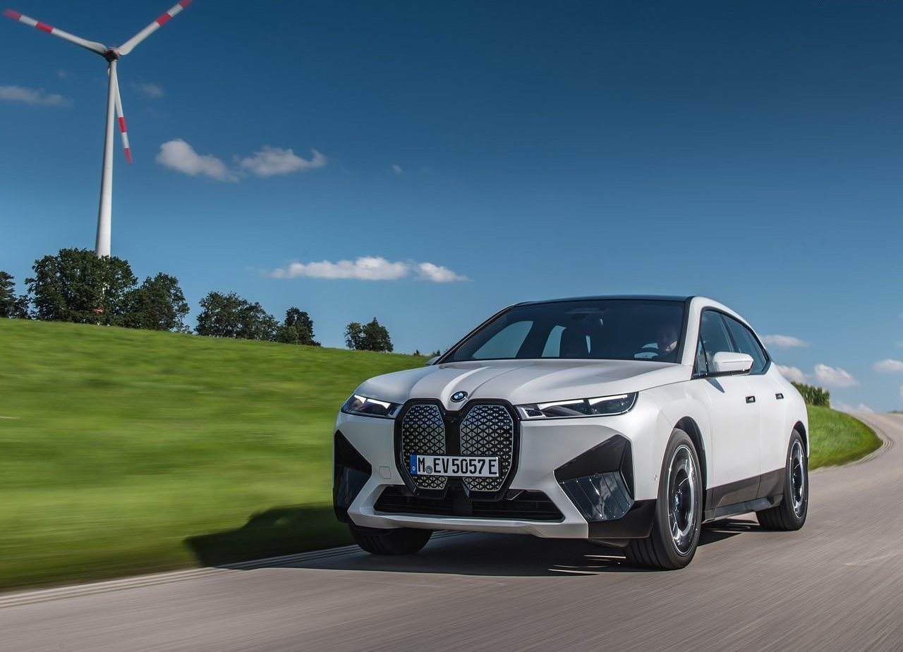2022 - BMW iX xDRIVE50, foto 19